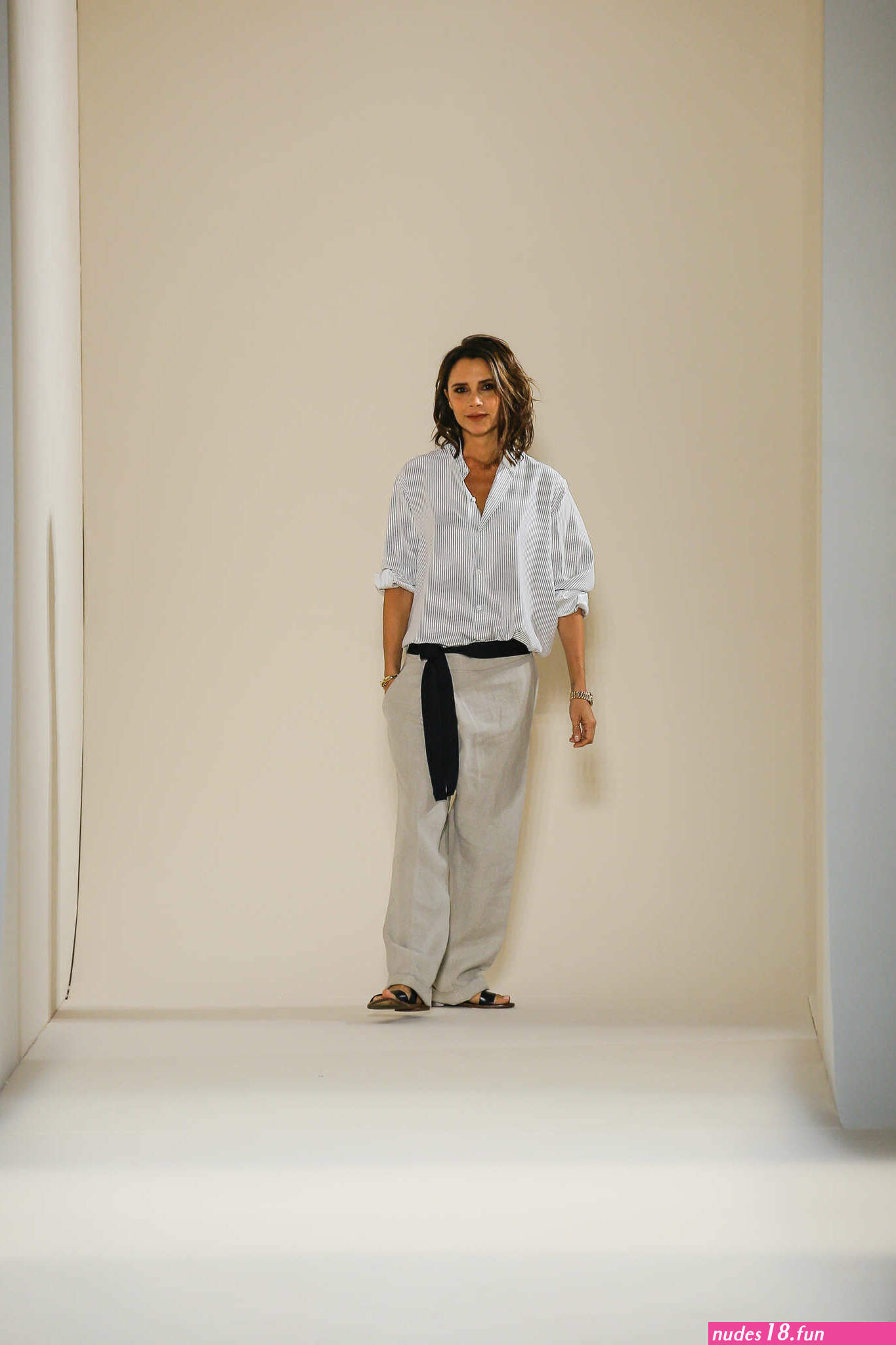 https://wanderlust.care/de/victoria-beckham/gallery.html