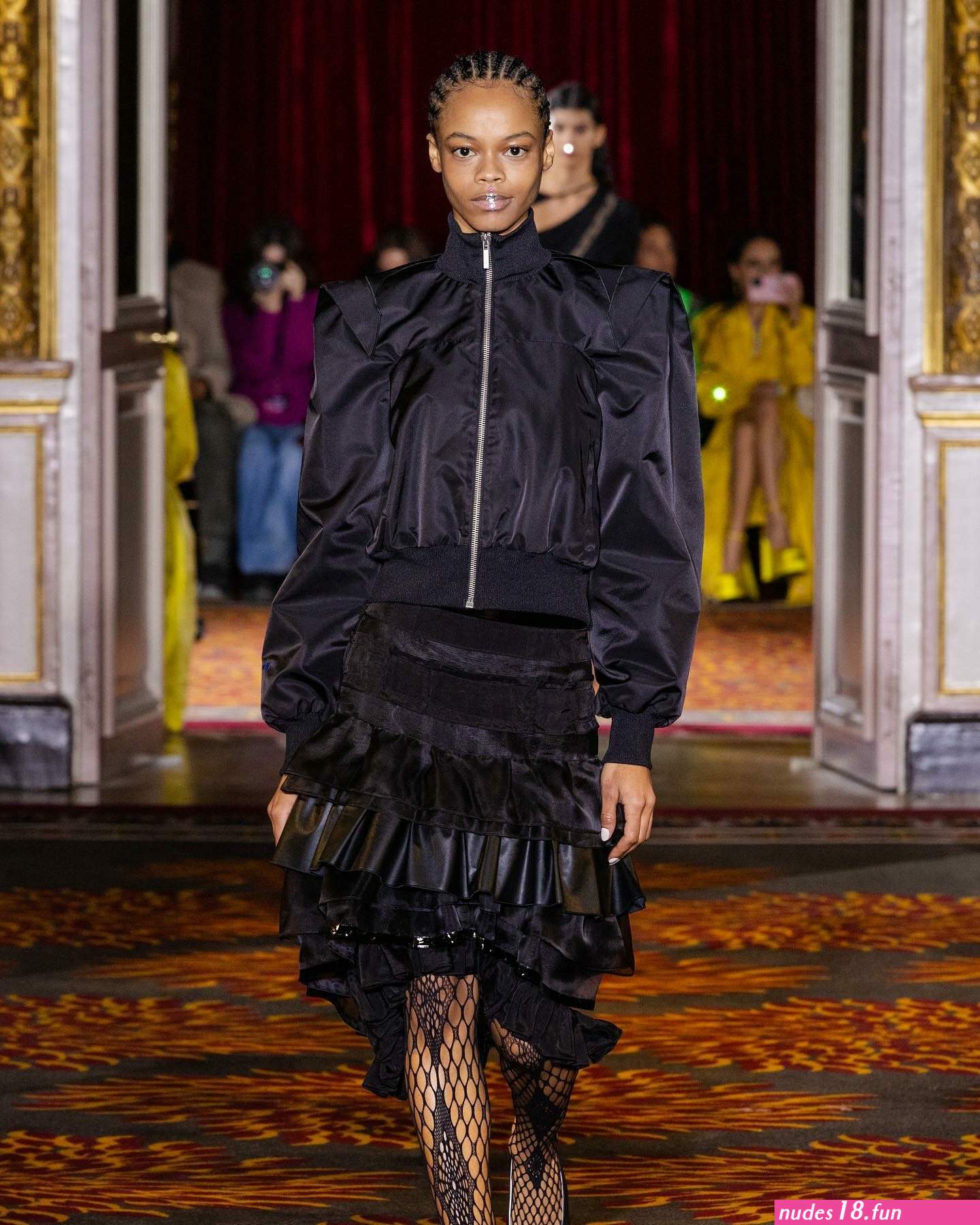 https://wanderlust.care/de/victoria-beckham/gallery.html