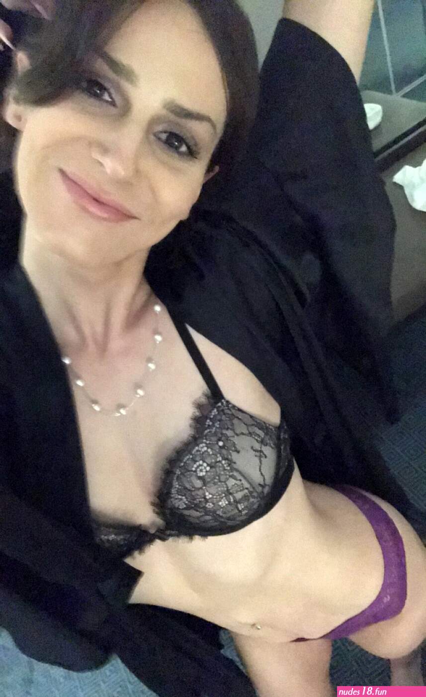 Kiki Jayne Brunette TS Escort with Brown Eyes in Minneapolis