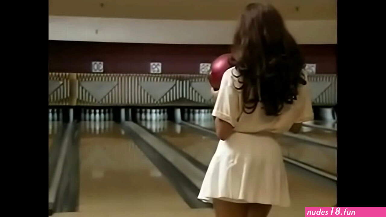 Nude Bowling Party 1995