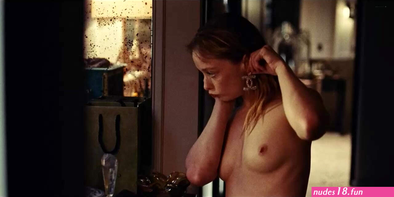 Nude video celebs Actress Lily-Rose Depp