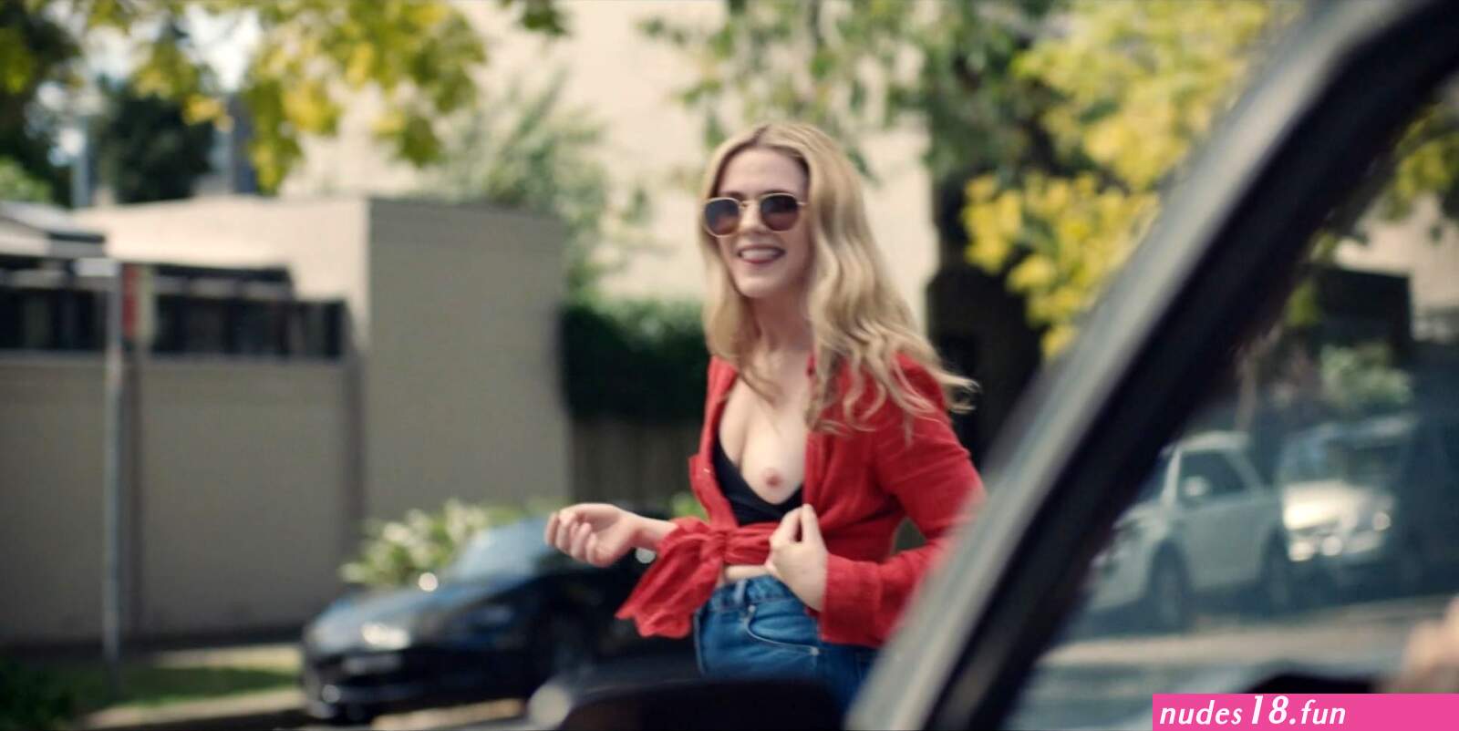 Harriet Dyer flashes a breast in the premiere episode of Colin From Accounts
