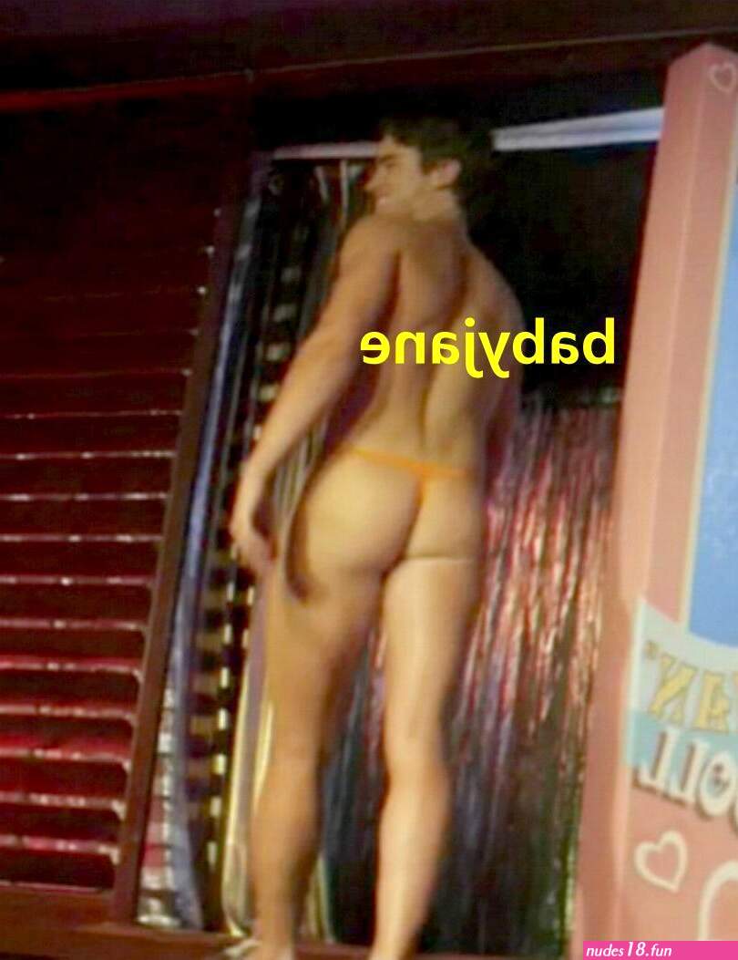 018 MATT BOMER MAGIC MIKE REAR NUDE DANCING IN A THONG PHOTO