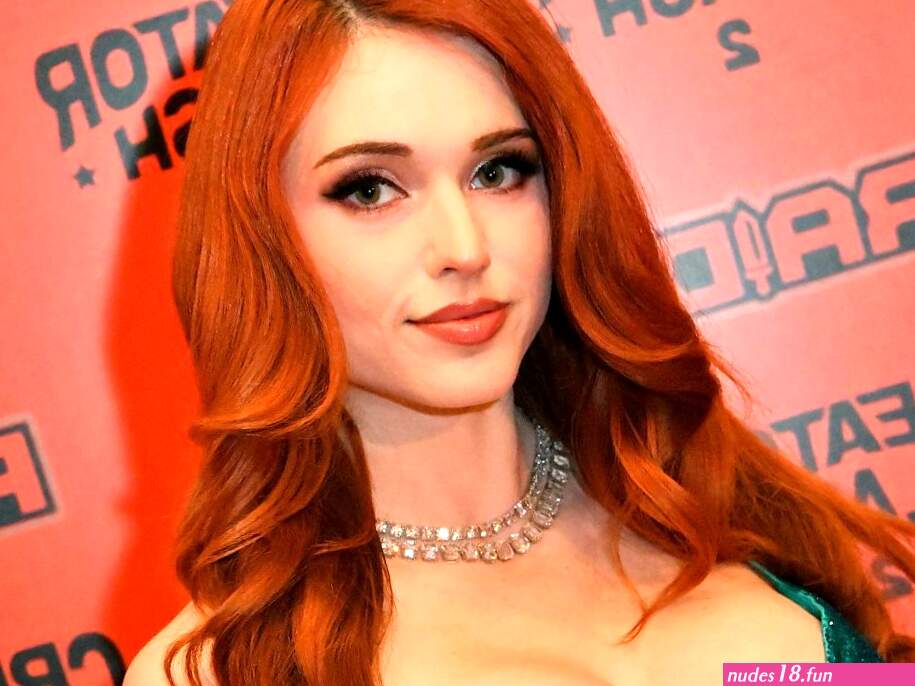 Top streamer Amouranth warns women not to start an OnlyFans: Its not good for