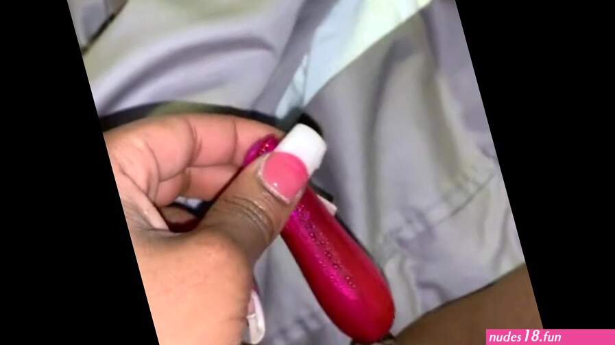 Vibrating My Fat Ebony Clit
