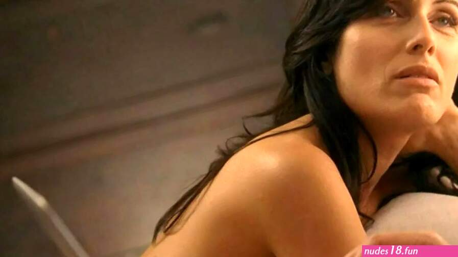Lisa edelstein sexy