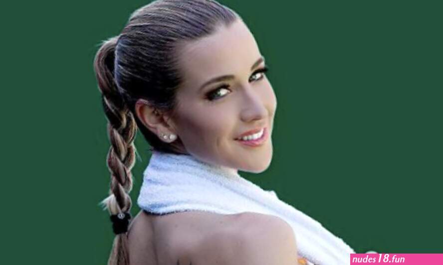 Dal tennis al porno lincredibile storia di Ashley Harkleroad