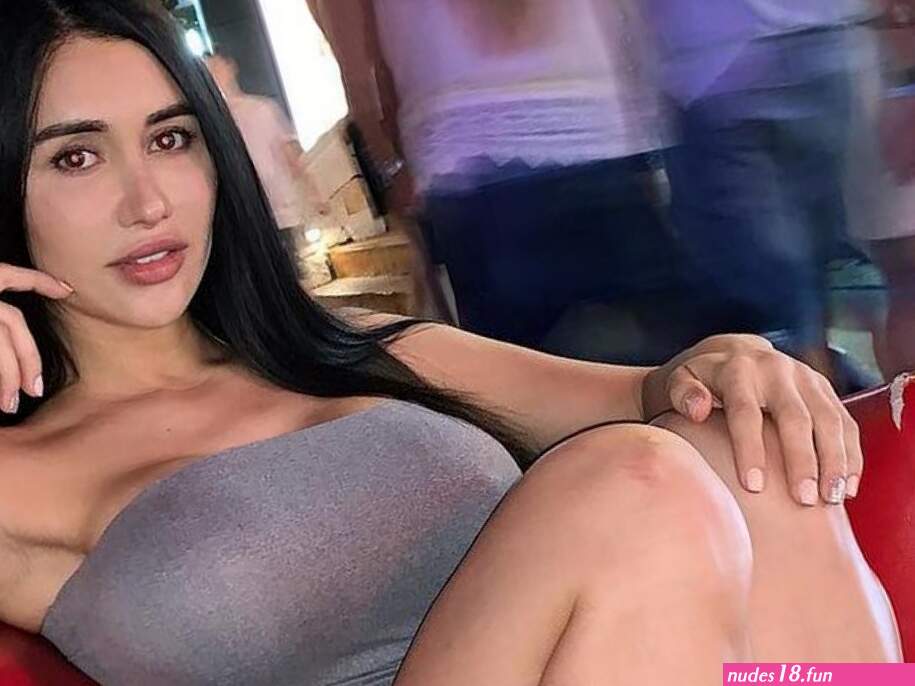 29-year-old instagram model dies after botched butt surgery
