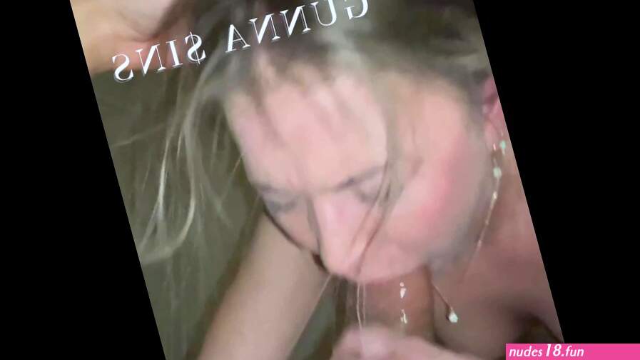 Hot Stepsis ma laissé facefuck pour un sperme rapide ! Je force ma bite dans sa gorge quand je jouis