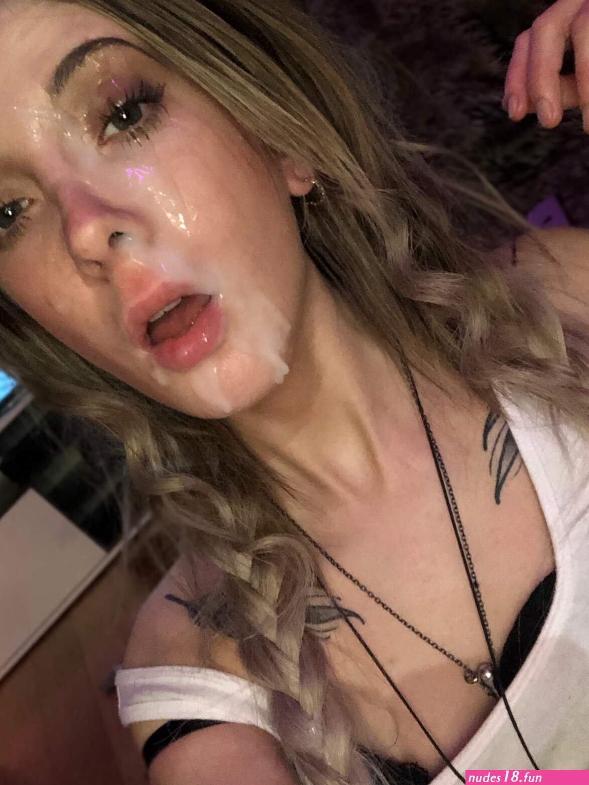 Jade Vow X: Told you guys I had cum up my nostril Okay heres a challenge... 1000 RTs Ill post a video clip from this. Go.