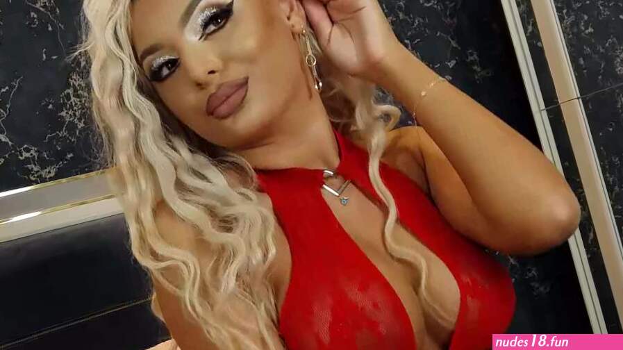 madisonlou.glam on X: Always a D.I.V.A ! come see me live right now