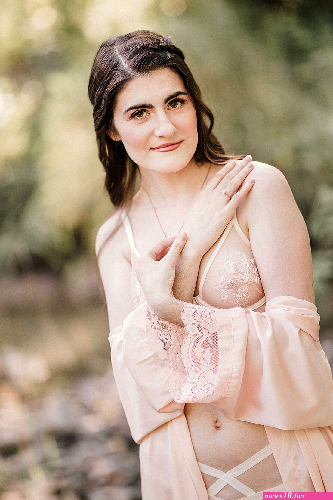 Outdoor Nude Boudoir Shoot