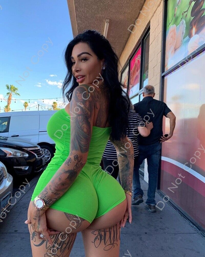 810 Brittanya Razavi GLOSSY PHOTO big butt boobs latina bikini thong model