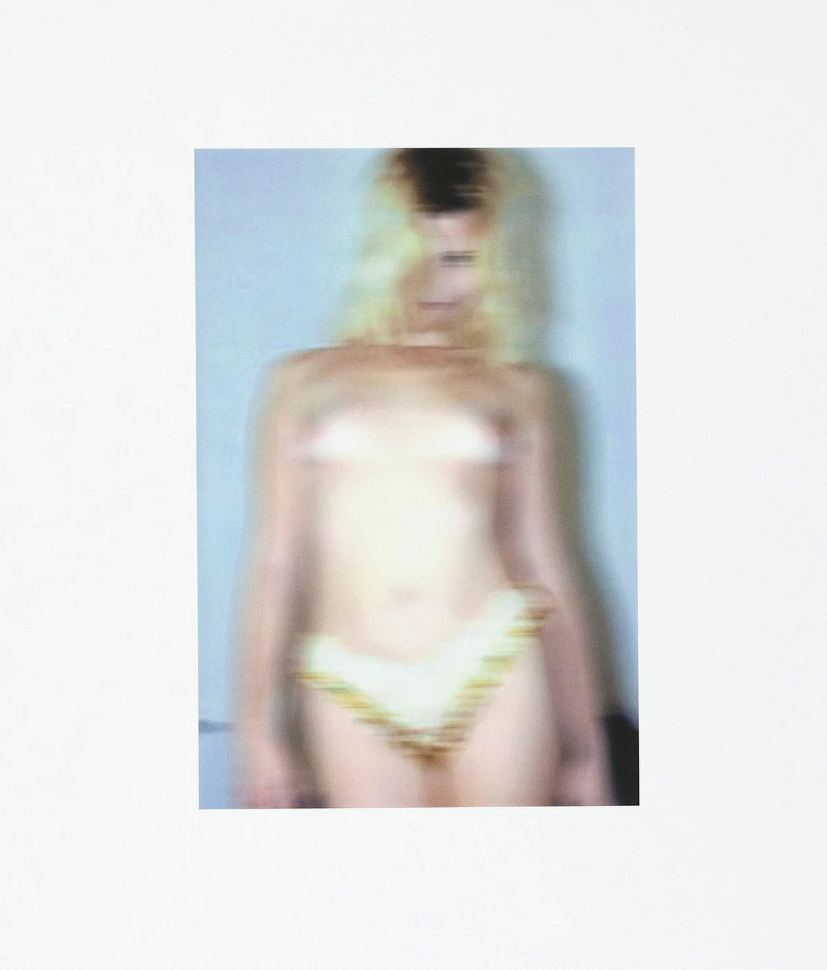THOMAS RUFF NUDES: YV16 2001
