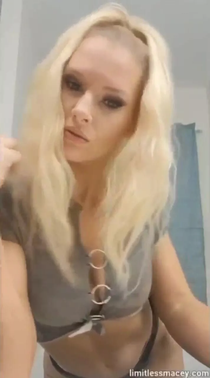 Evans Lacey Sexy Big Tit Ex Wrestler Video