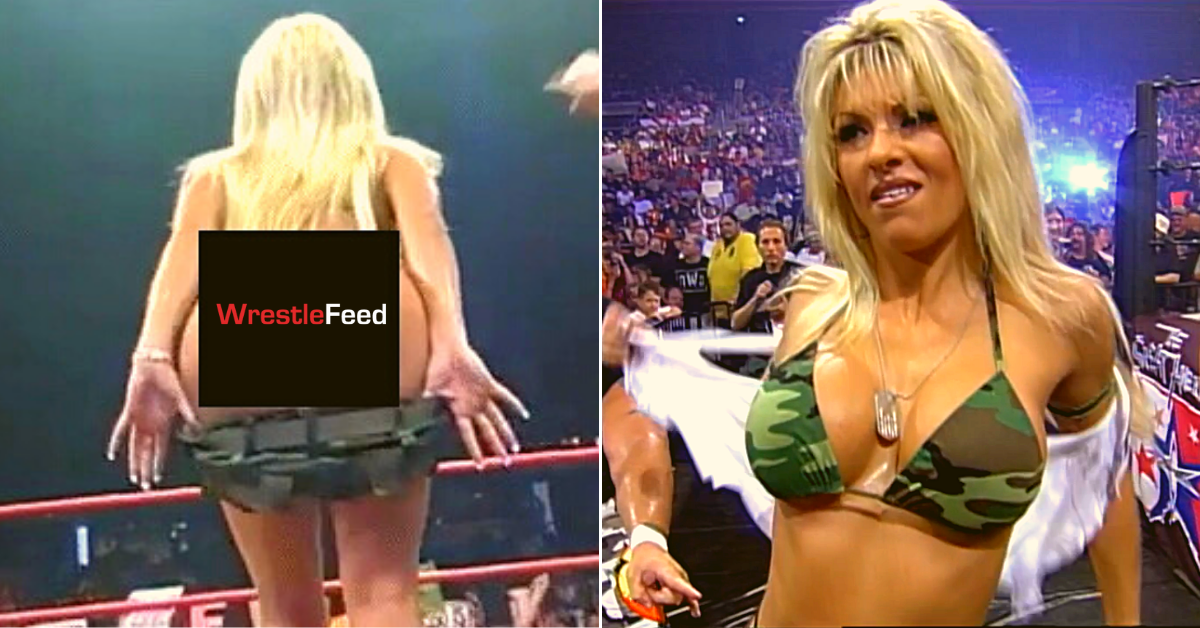 Major Gunns Removes Her Clothes Videos