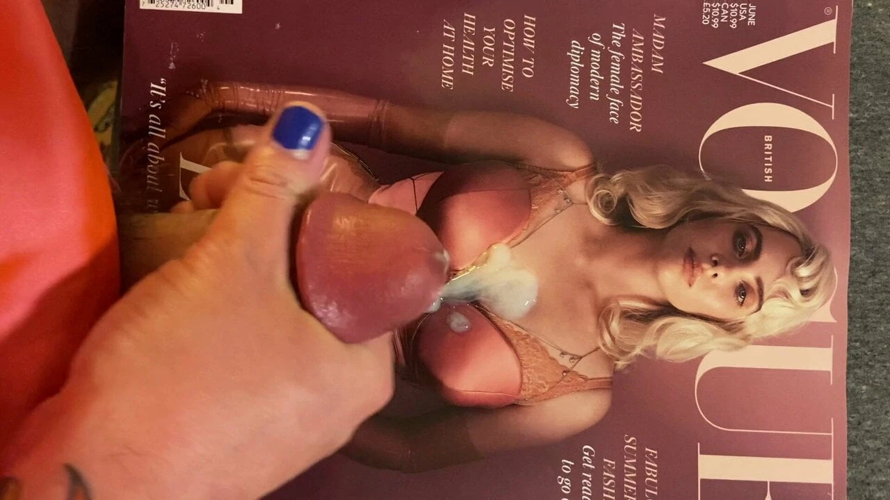 Cumming for Billie Eilish and Licking it up: American Gay Amateur Porn