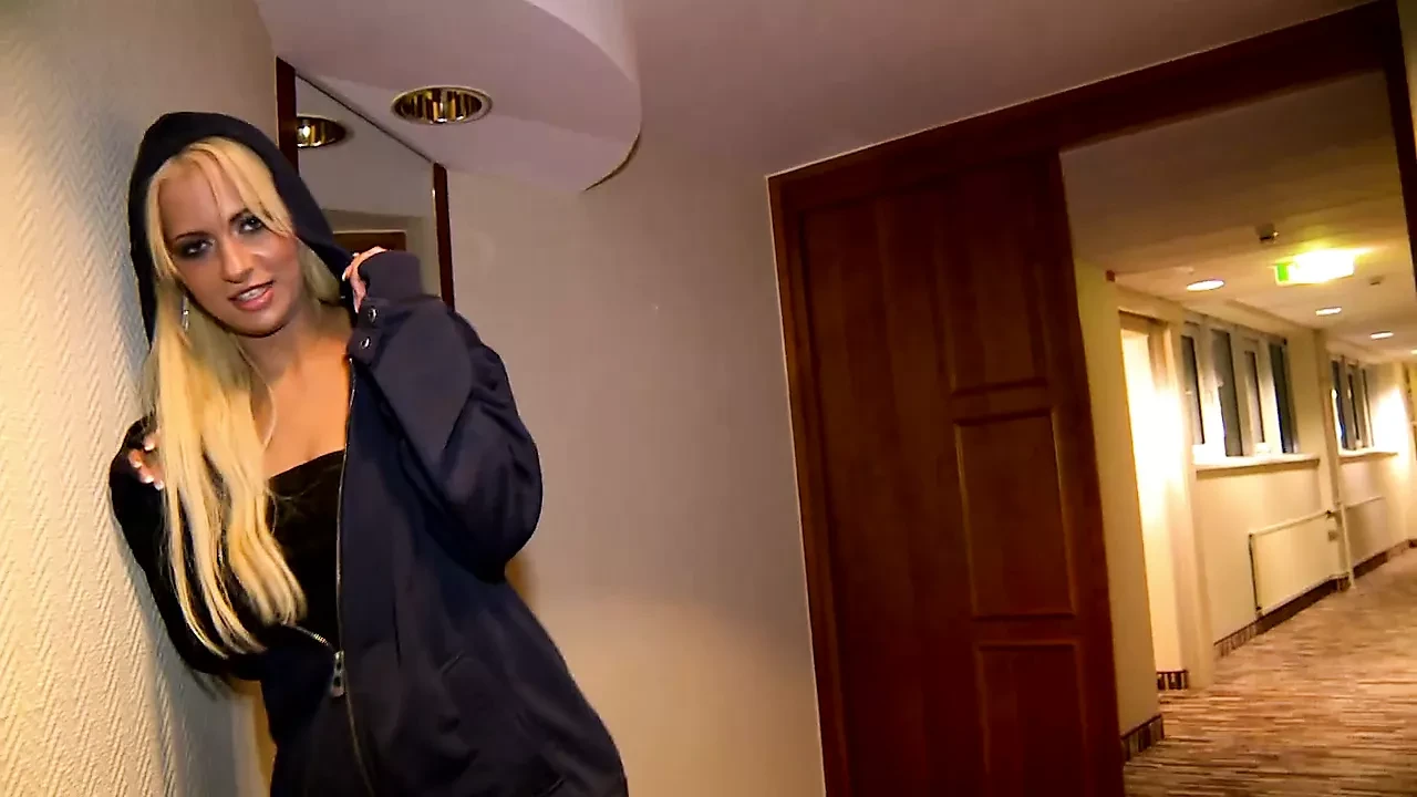 Julie Hunter: German Amateur Amateur Porn