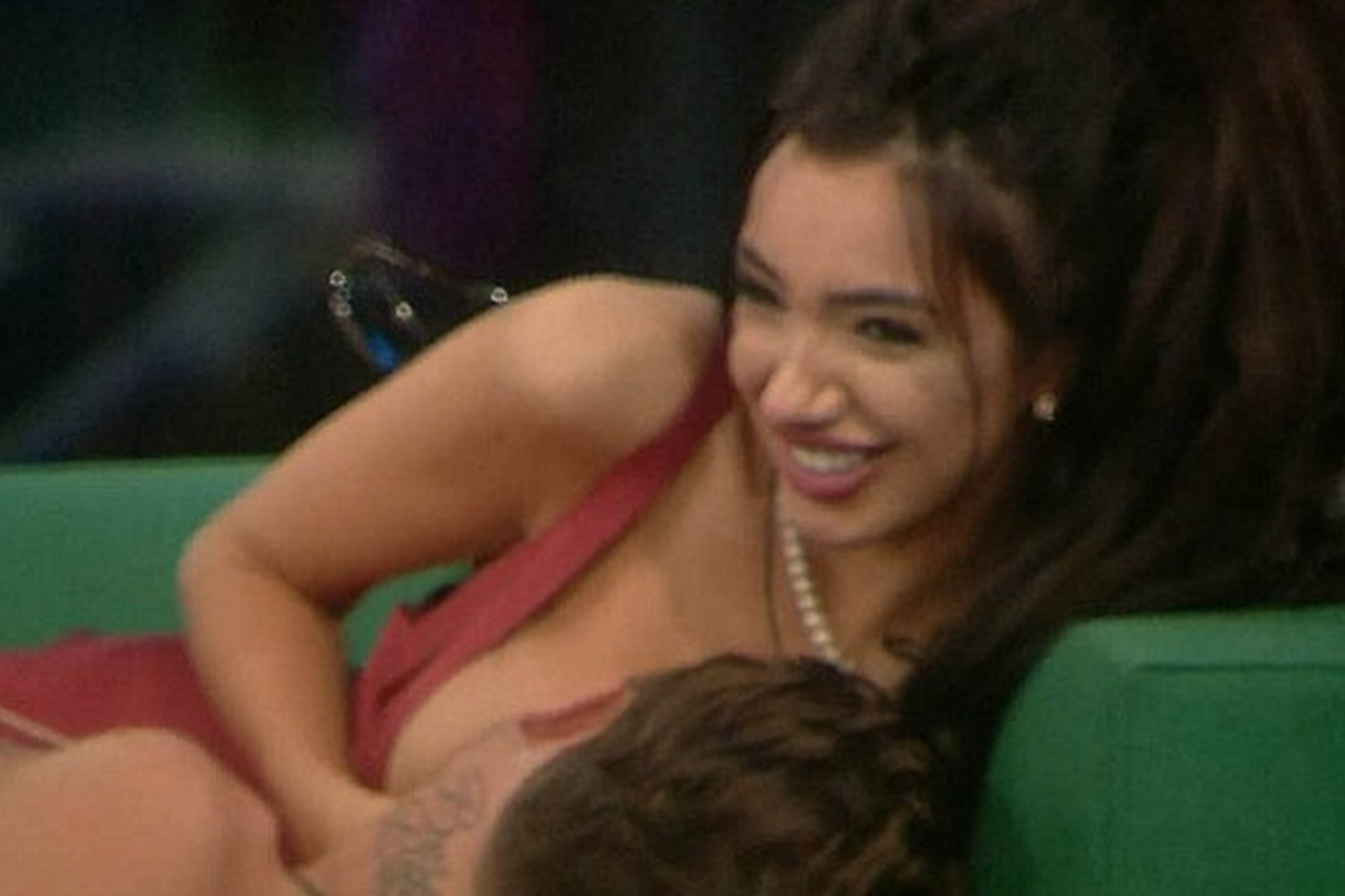 Samantha Fox breaks down over Chloe Khans reckless X-rated behaviour on CBB