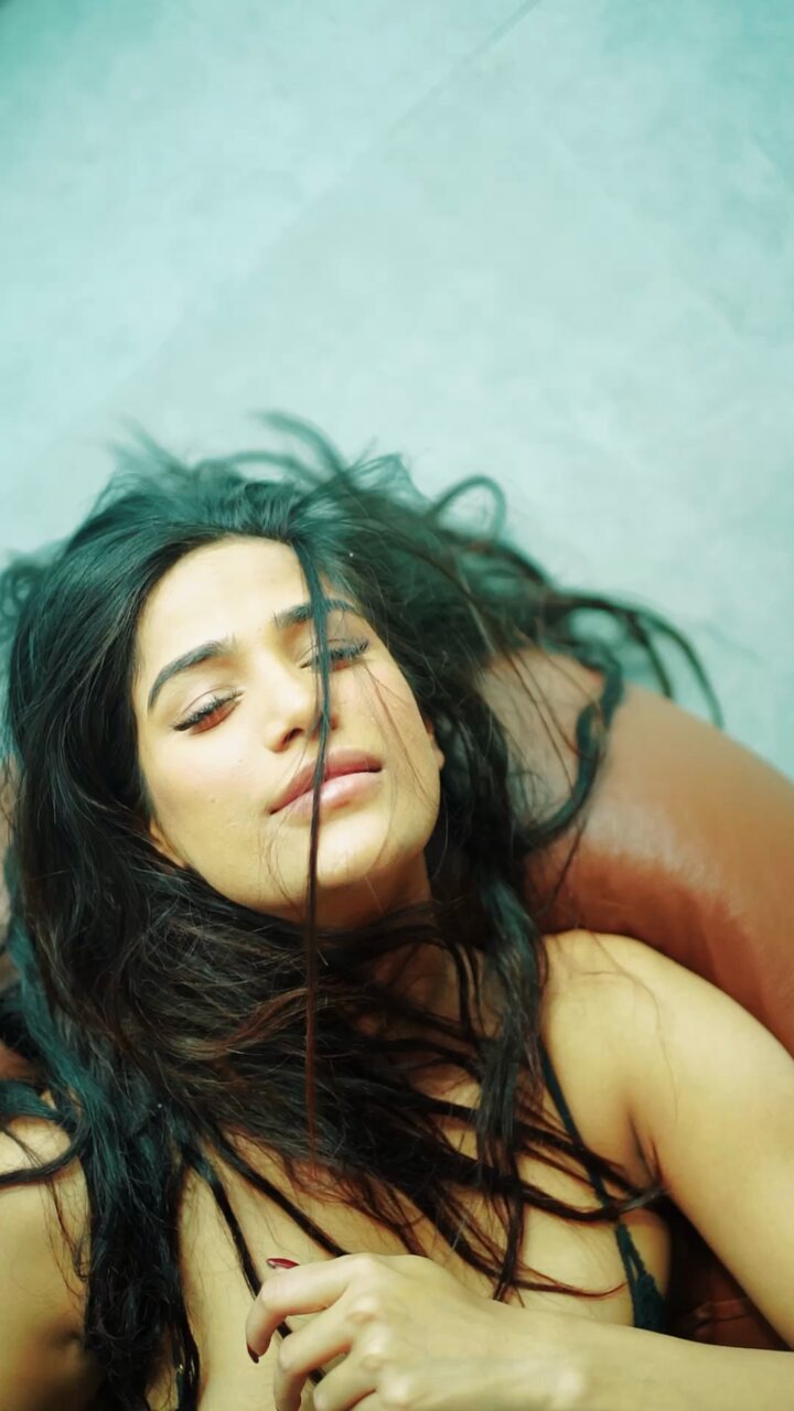 iPoonampandeys video Tweet