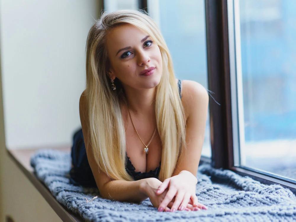 Milla Cam Model: Free Live Sex Show Chat