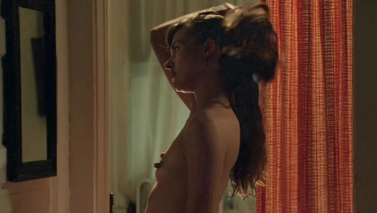 Milla Jovovich Nude Sex Scene in Stone Scandalplanetcom: Celebrity Celebrity Porn