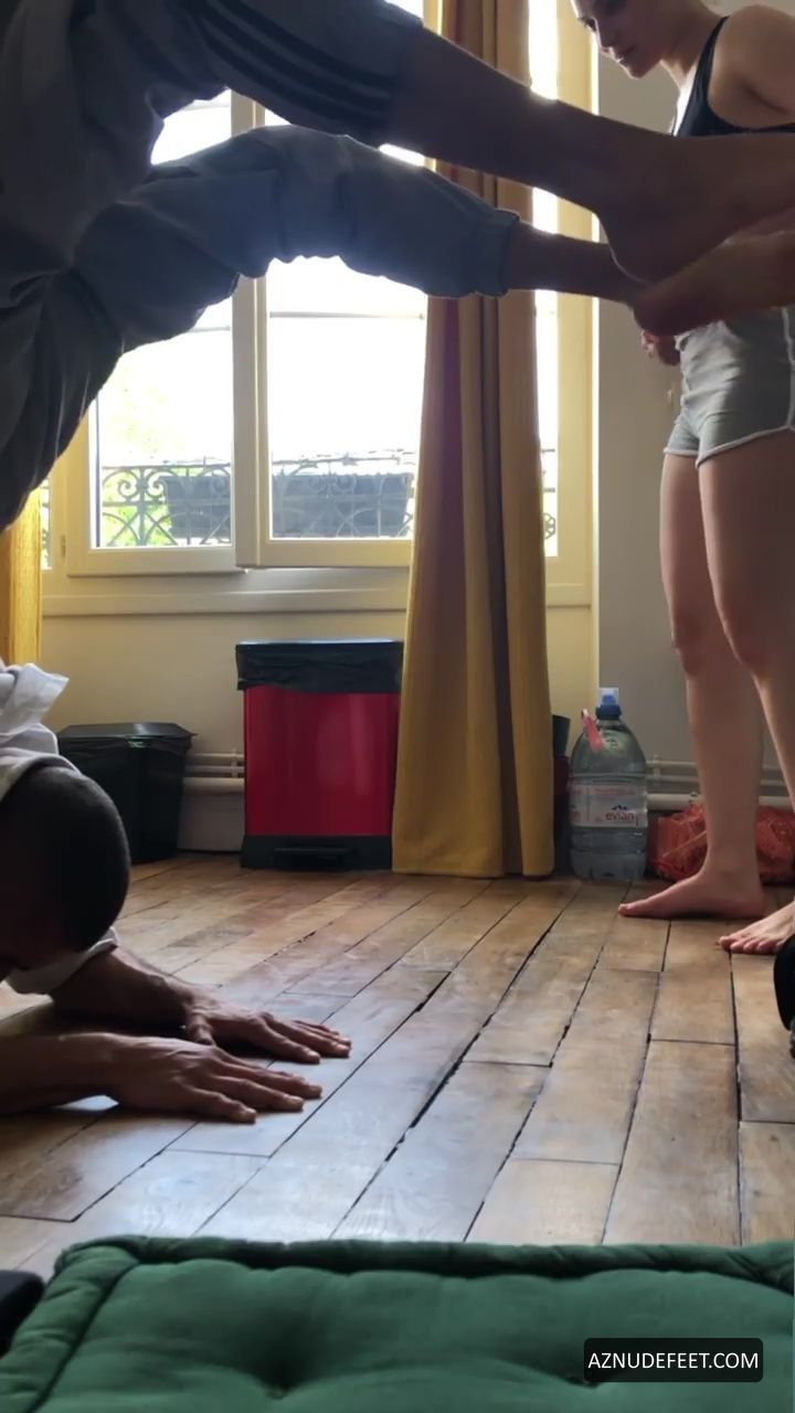 AVA BAYA Feet