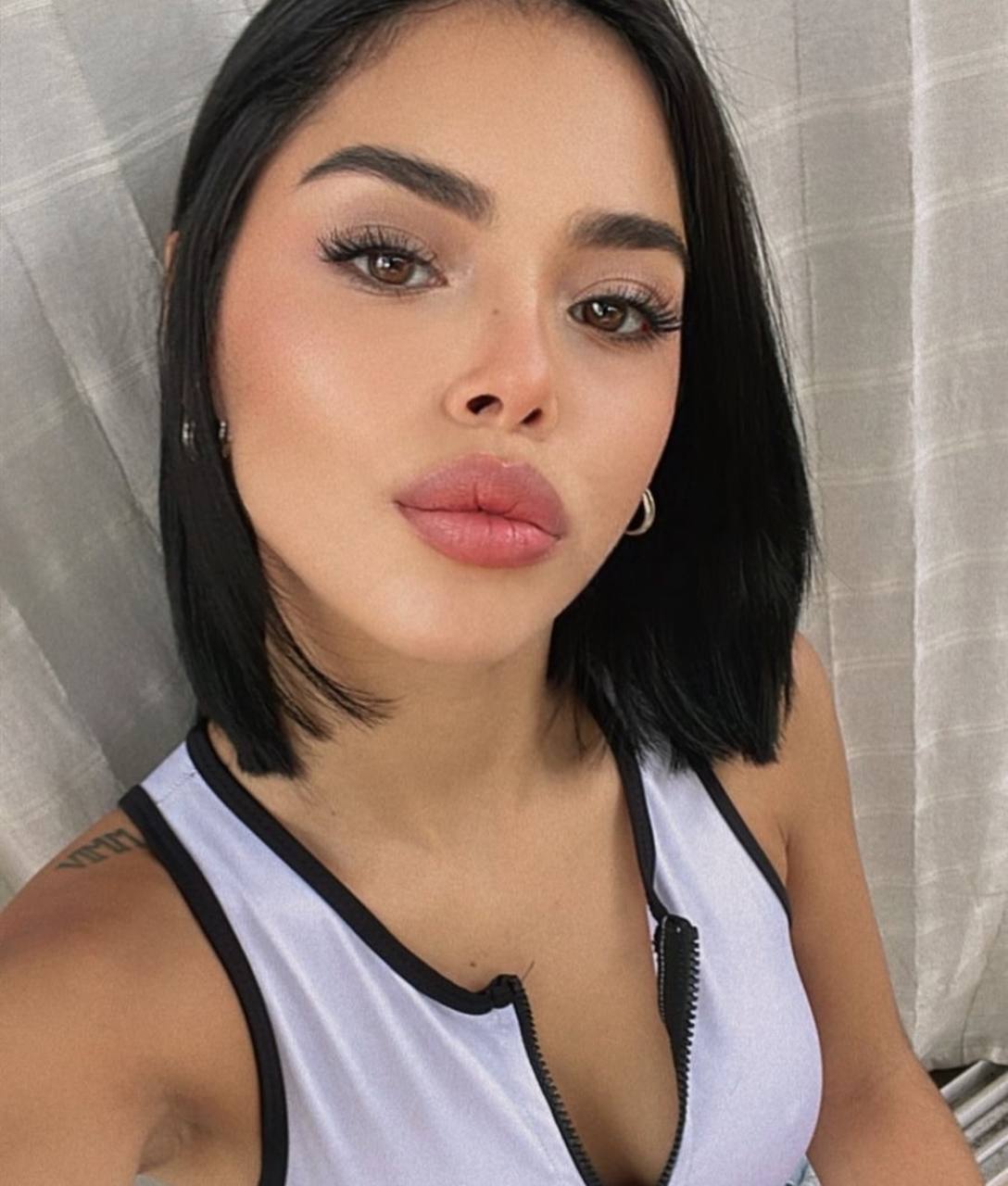 Scopri Bianca Bellucci : Onlyfans età originebio servizi e curiosità