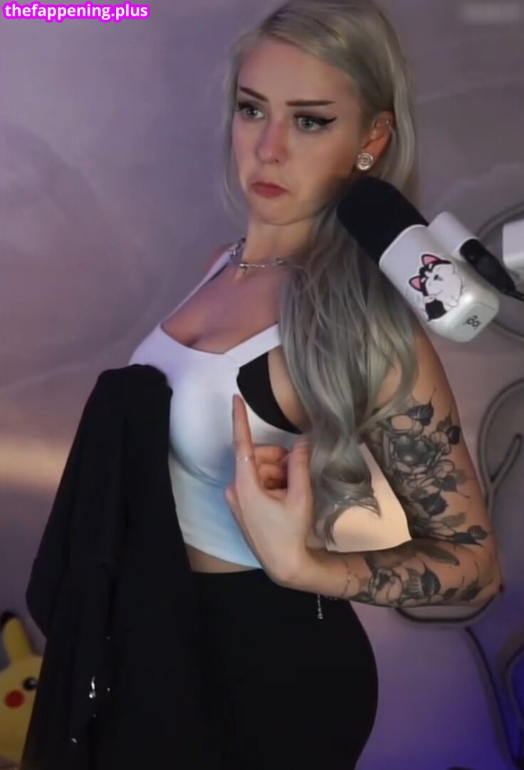 Farbenfuchs Leslie calisto.c OnlyFans 370
