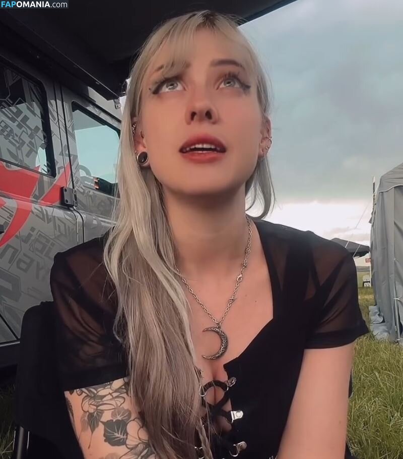 Farbenfuchs Leslie farbenfuchs Nude OnlyFans Leaked