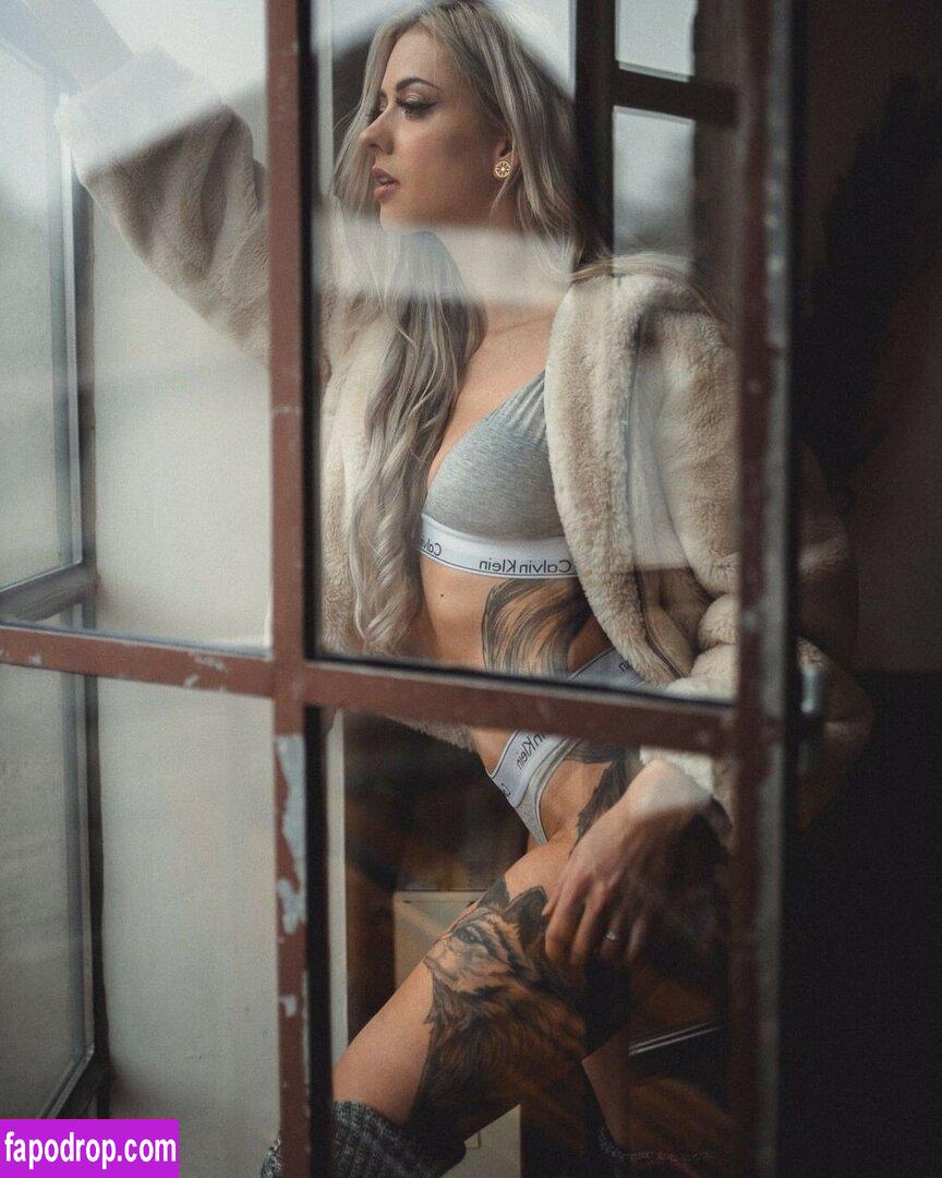 Farbenfuchs Leslie calisto.c leaked nude photo from OnlyFans and Patreon 0042