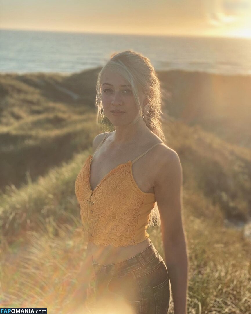 Farbenfuchs Leslie farbenfuchs Nude OnlyFans Leaked