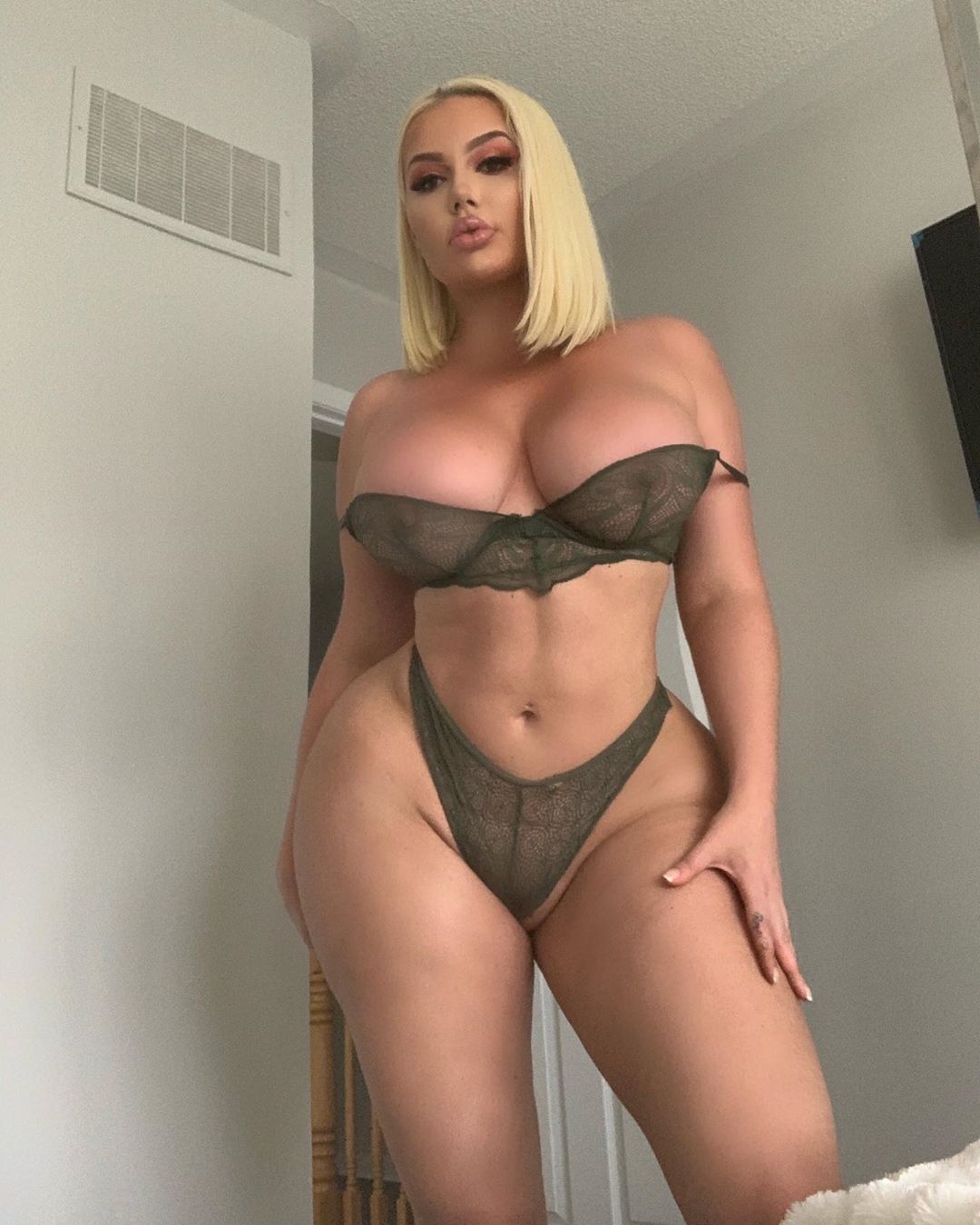 Sexy Milf Onlyfans