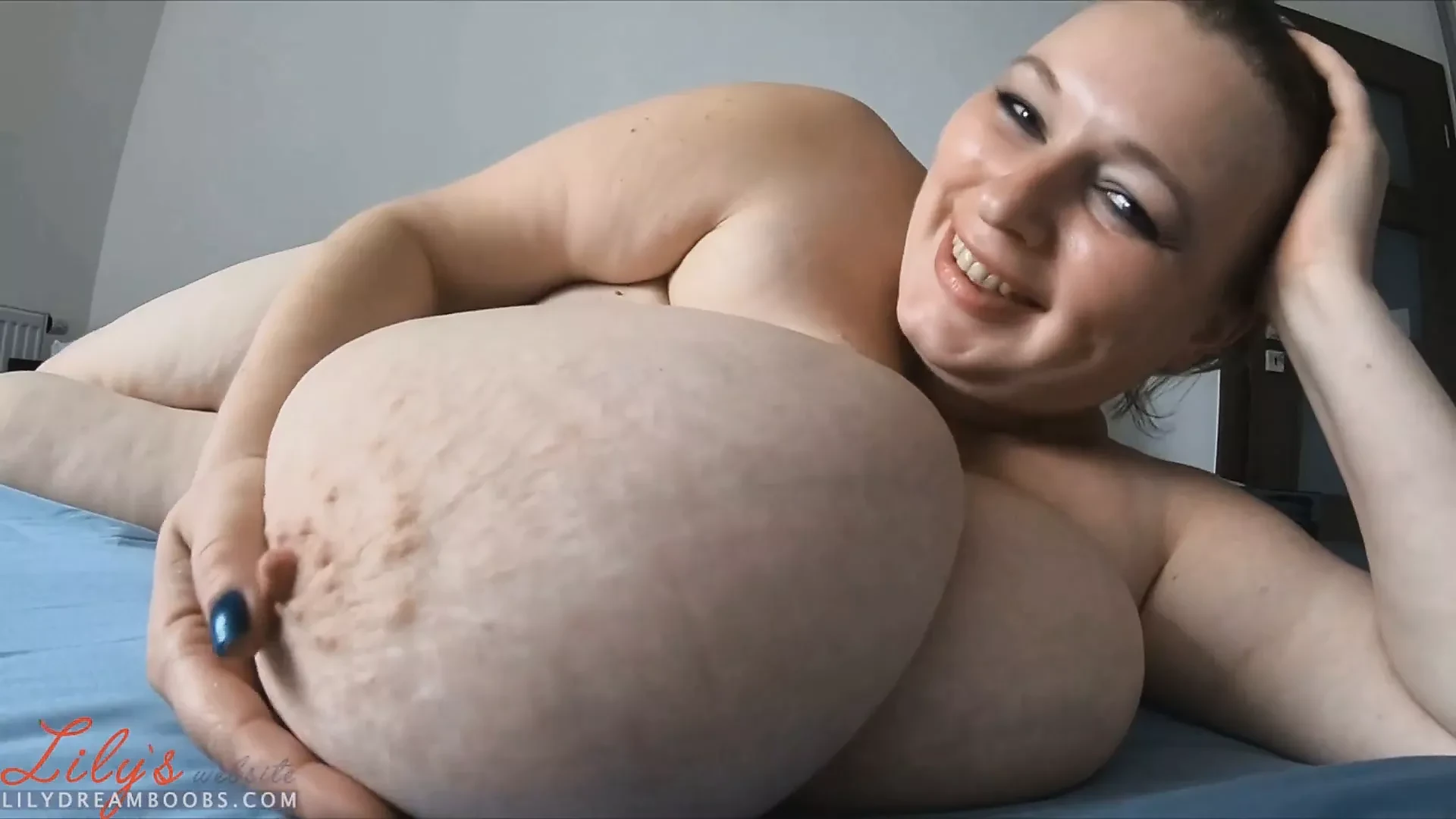 Largest Natural Breasts in World: BBW Porn feat. Lilydreamboobs
