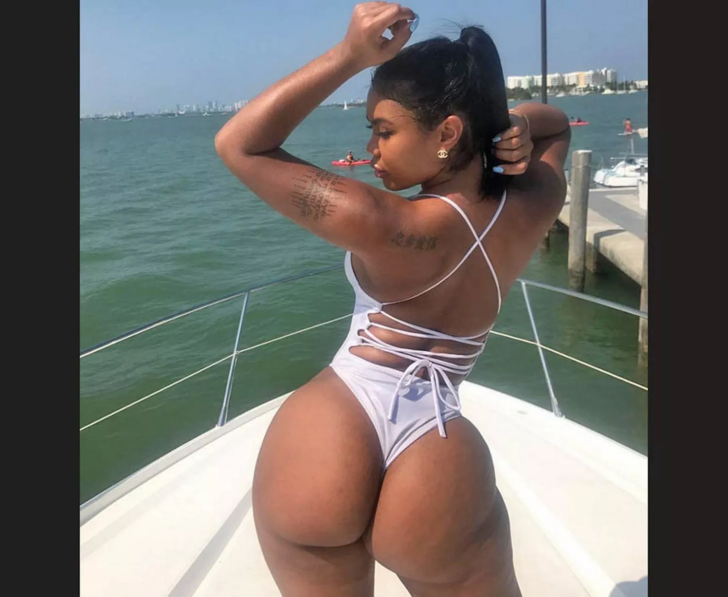 Insta babe Taylor Hing aka Chinese Kitty