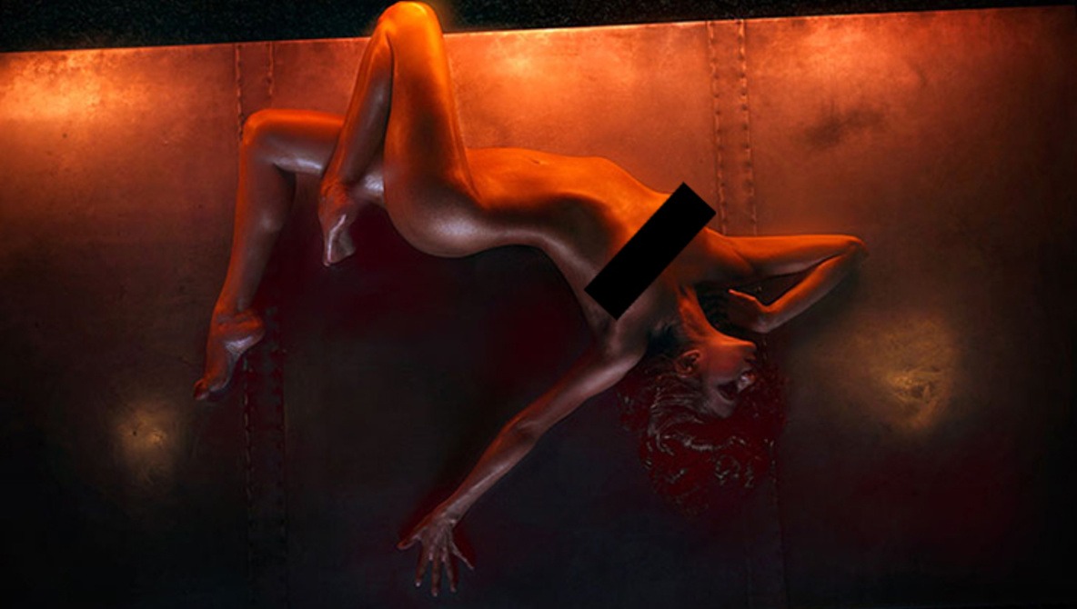 Tutorial on Photographing a Nude Body NSFW