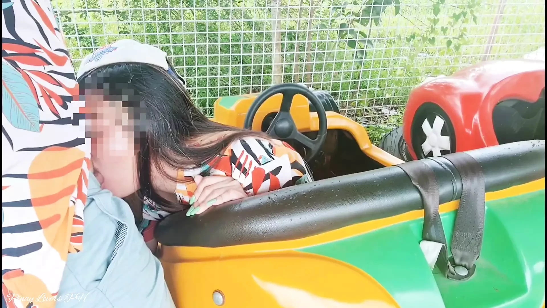 Fun Risky Public Sex in Amusement Park Real: Amateur Porn feat. Vixenn Cruz