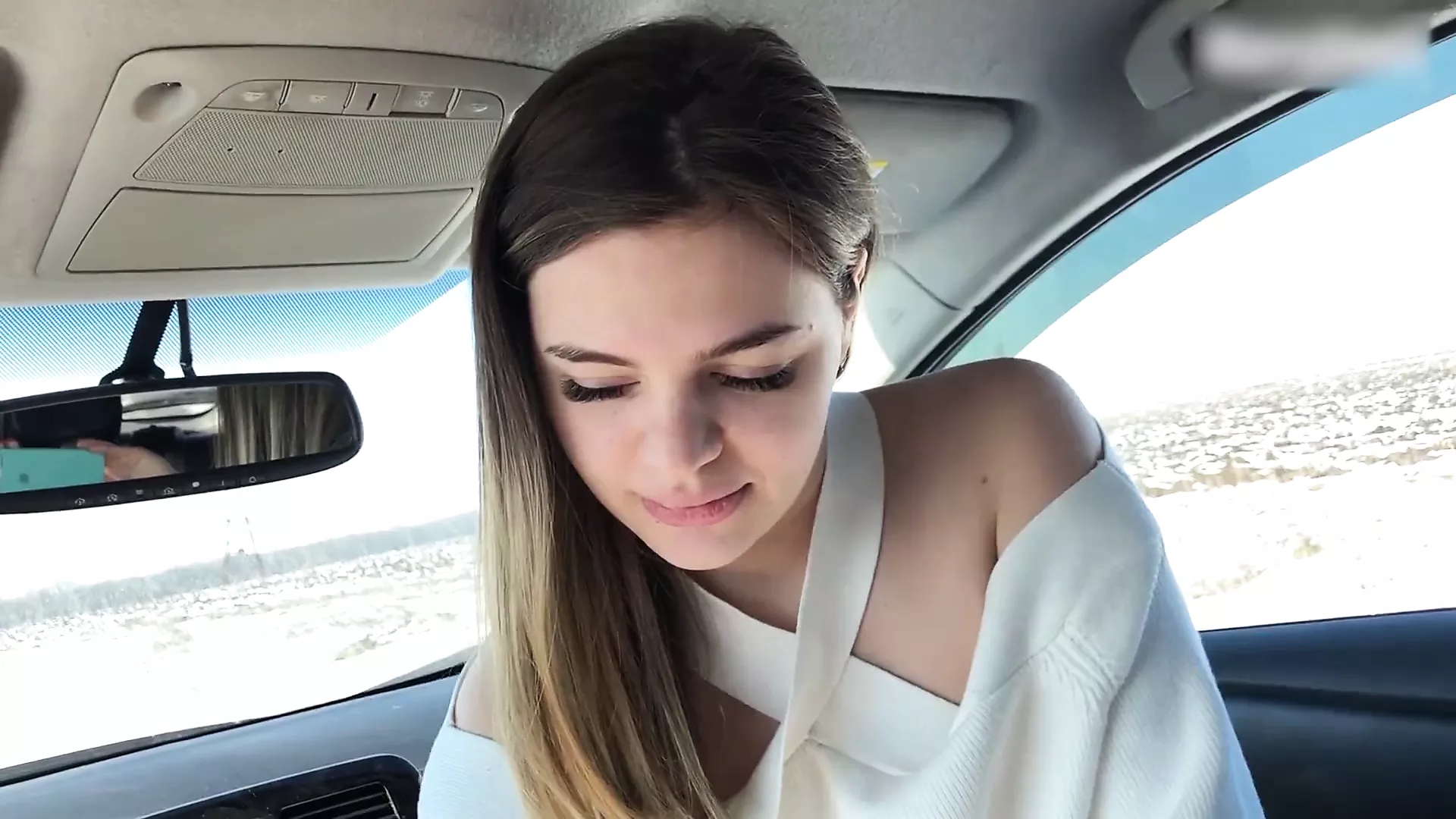 Fucked a Stranger Girl in the Middle of a Field in a Car: Amateur Amateur Porn