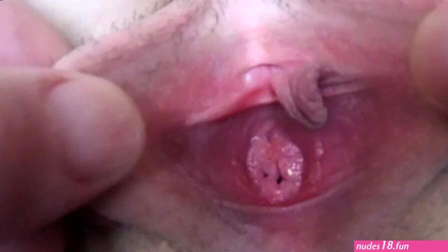 Stretch pussy lips Butt slaps pussy contractions POV