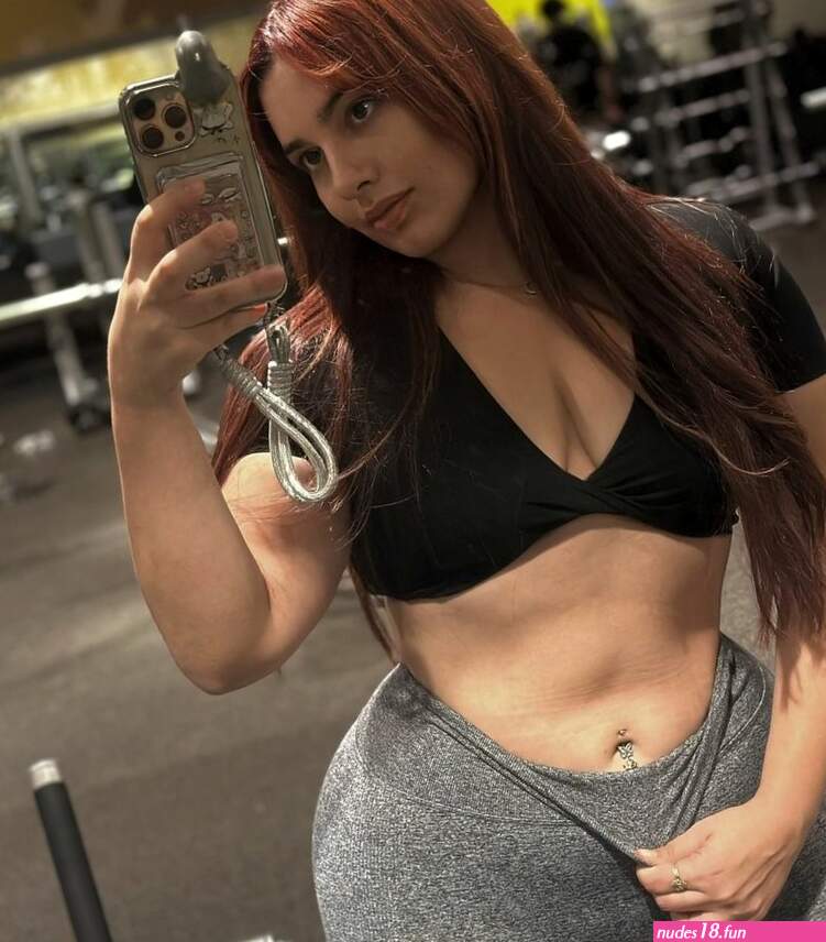 ANNA.SQUATS annabellashoney annabellezza Naakt gelekt OnlyFans Foto 4