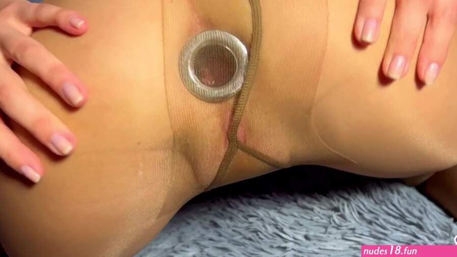 Fucked through pantyhose