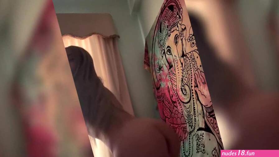 Khlo X Gets Her Holes Penetrated Porn Video Leaks