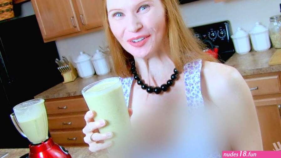 YouTube Star Ruby Day Shares Her Recipes in the Nude!