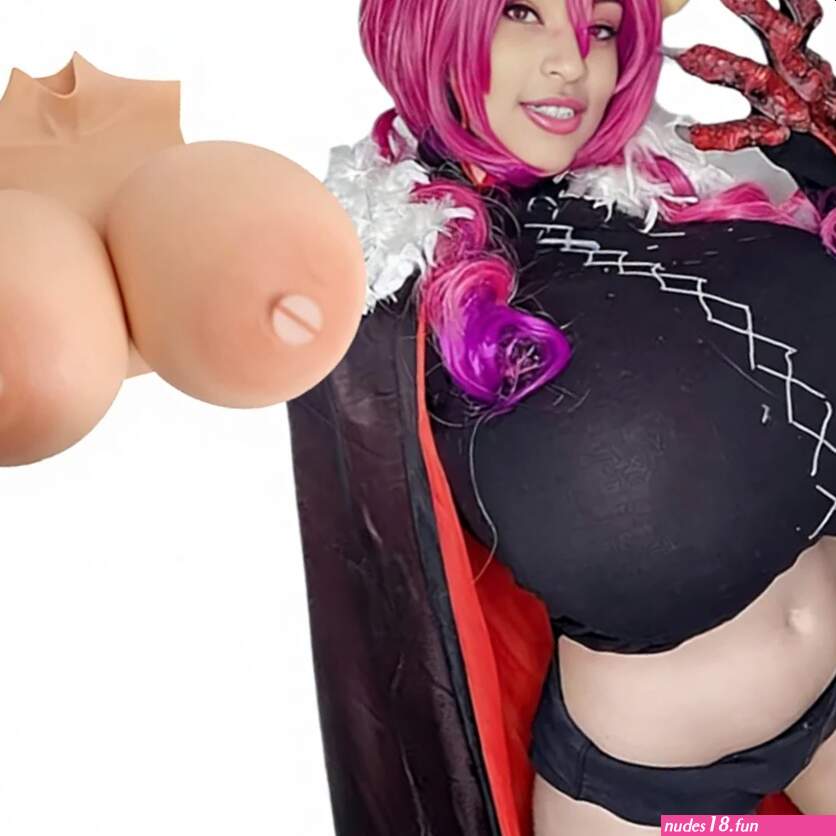 F Size Boobs Picture