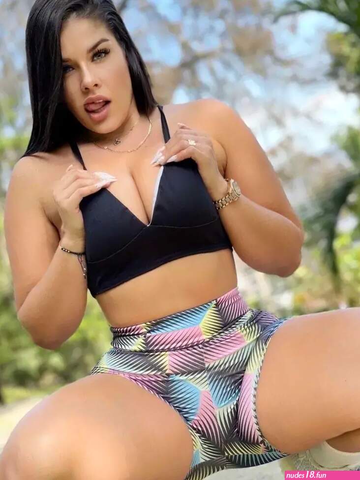 lorena lorado boobpedia