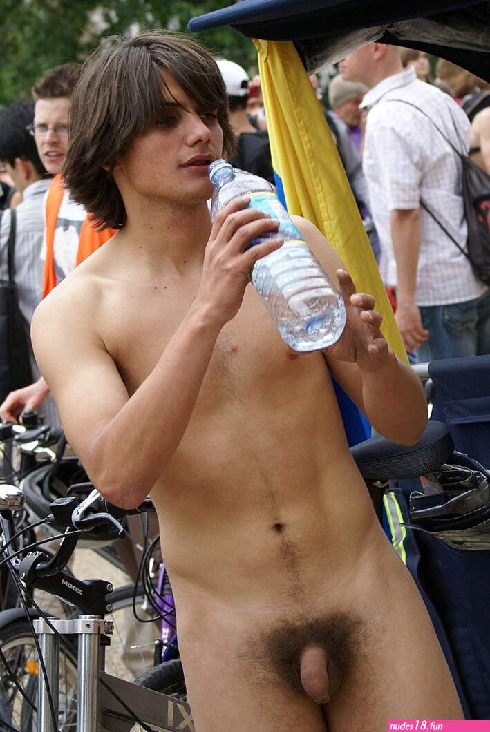 File:World Naked Bike Ride London 2008