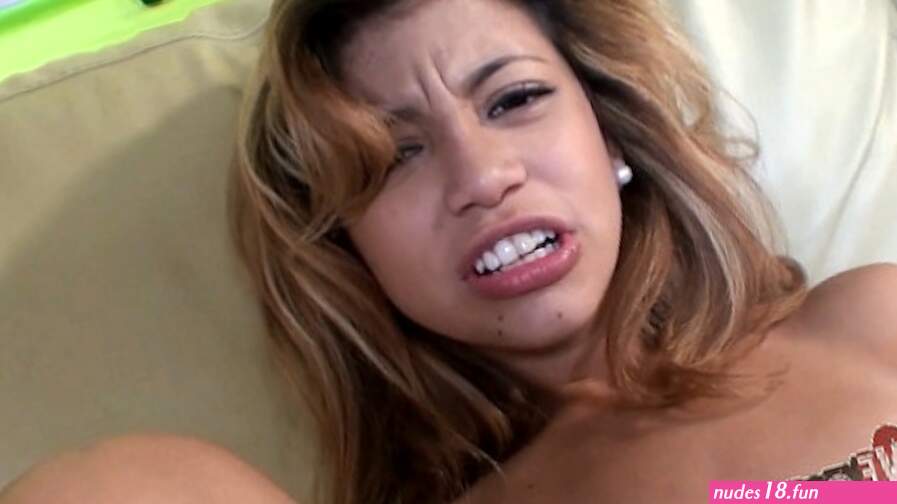 Veronica Rodriguez SQUIRT GAME Impresses in TEEN THREESOME