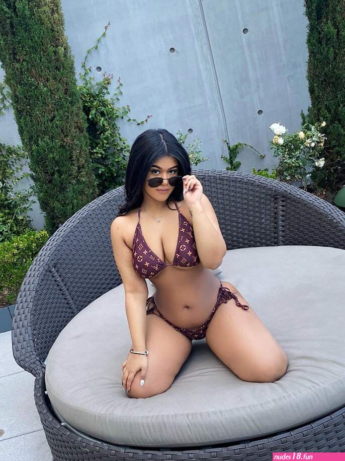 itsjansanxo photos and videos from OnlyFans