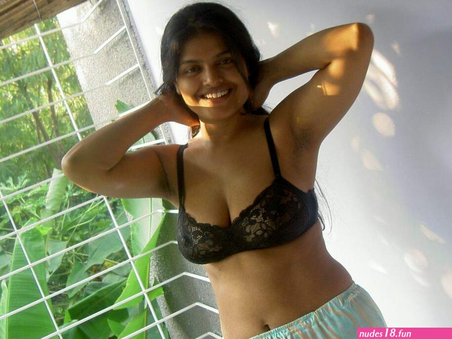Nangi Aurat Ki Photo With Husband Doing Sex HD Part-2