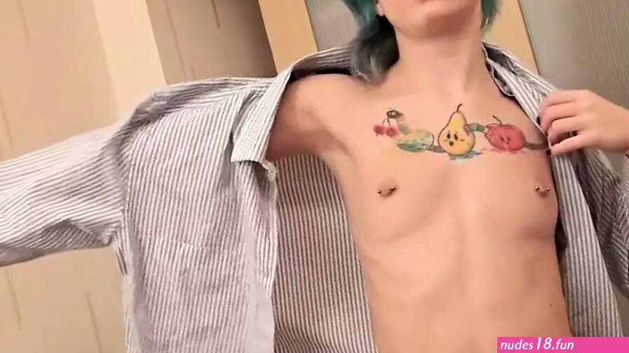 Tiny Emo Fingering And Masturbating Pussy Porn Videos